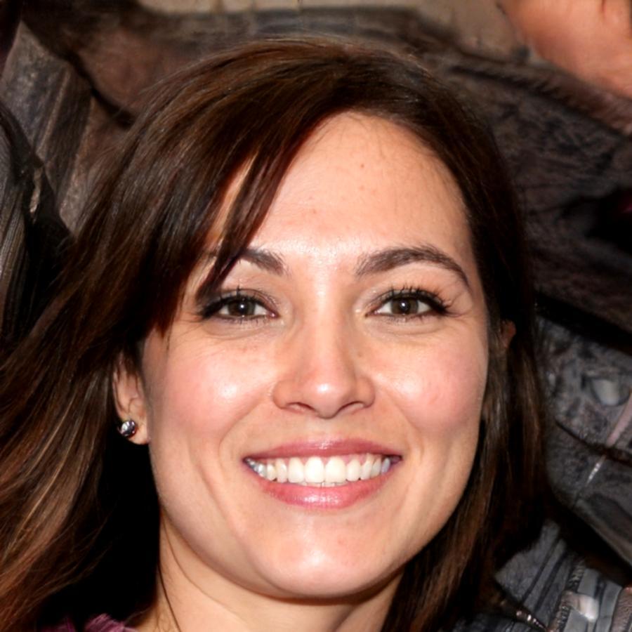 Ritratto professionale di Dott.ssa Chiara Valdez